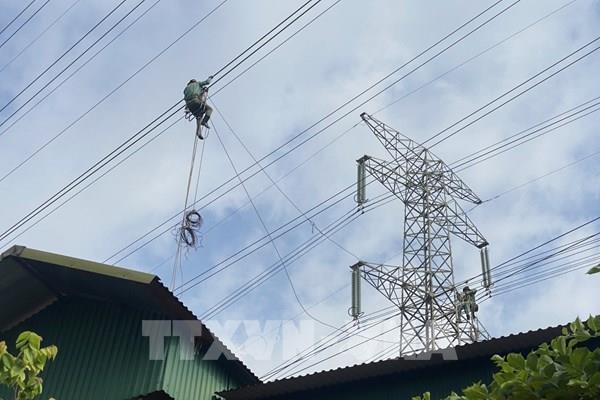 Hỗ trợ thi công đường dây 220kV Nhiệt điện Hải Dương – Trạm 500kV Phố Nối