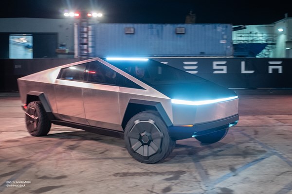 Tesla dừng bán phiên bản giá rẻ nhất thuộc dòng xe bán tải điện mới
