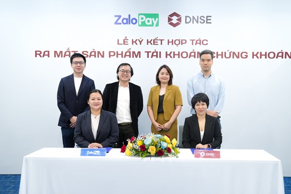 DNSE và ZaloPay hợp tác, ra mắt sản phẩm hỗ trợ đầu tư chứng khoán đầu tiên trên ví điện tử