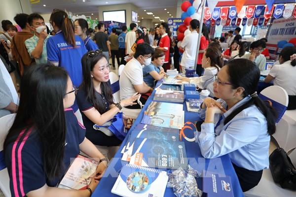 Xét tuyển Đại học 2023: Những lưu ý thí sinh cần biết
