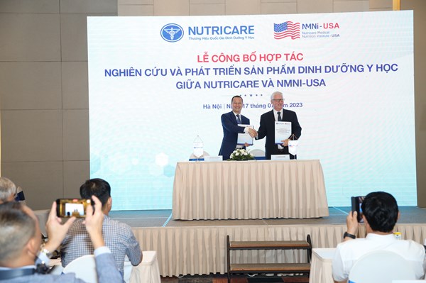 Nutricare và NMNI-USA hợp tác phát triển sản phẩm dinh dưỡng y học  