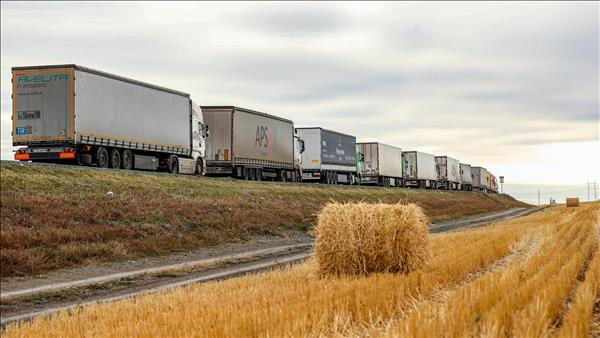 Kim ngạch xuất khẩu của Kazakhstan sang Nga tăng 45%