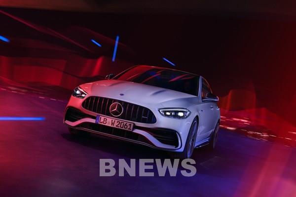 Mercedes-AMG C 43 4MATIC lắp ráp tại Việt Nam có giá bao nhiêu?