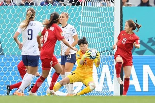 World Cup nữ 2023: "Những cô gái kim cương" Việt Nam thi đấu kiên cường trước đương kim vô địch thế giới