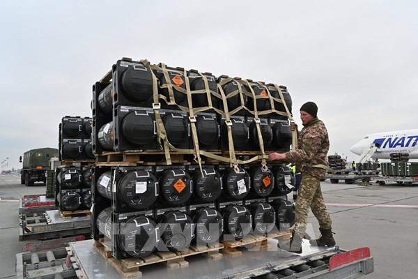 Mỹ thông báo viện trợ quân sự 400 triệu USD cho Ukraine