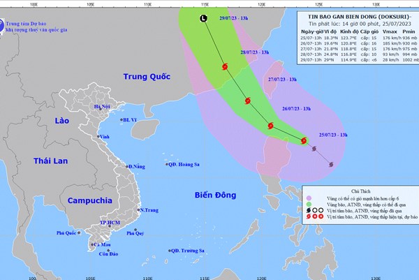Bão Doksuri tiến gần Biển Đông