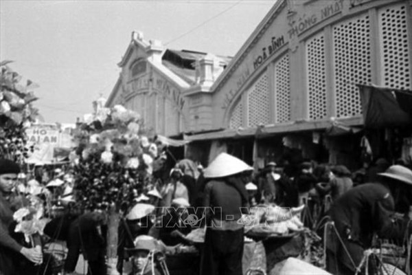 Chợ truyền thống Hà Nội - ký ức cũ trong nhịp sống hiện đại. Bài 1: Lát cắt sinh động đời sống văn hóa, xã hội Kẻ Chợ