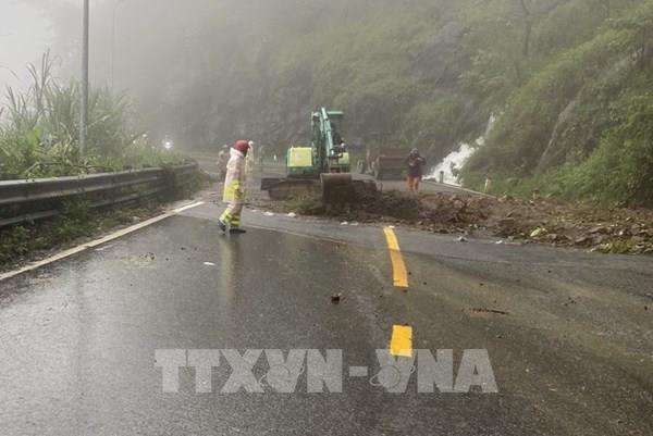 Sạt lở nghiêm trọng tại đèo Bảo Lộc: Trạm Cảnh sát giao thông bị vùi lấp, 4 người mất tích