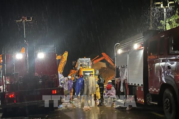 Tập trung khắc phục sạt lở đất tại đèo Bảo Lộc, ứng phó với mưa lớn ở Tây Nguyên và Nam Bộ