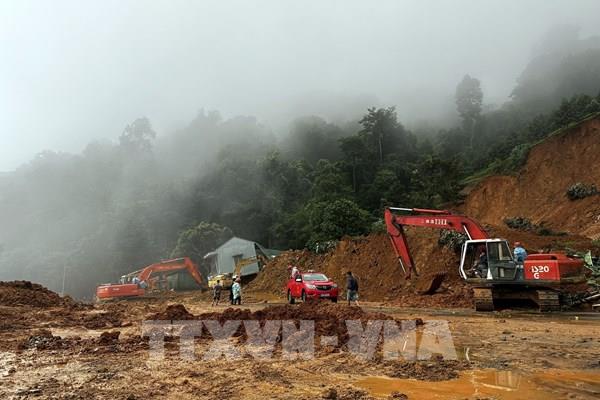 Đèo Bảo Lộc vẫn bị phong tỏa, chưa thể lưu thông