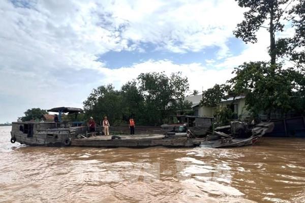 Đồng Nai: Tạm giữ 2 phương tiện vận chuyển cát trái phép