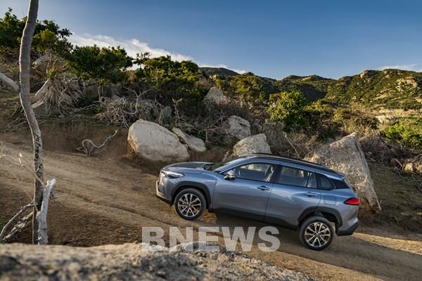 Toyota hỗ trợ 50% lệ phí trước bạ cho khách mua xe Corolla Cross