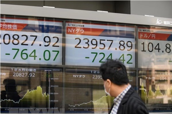 Thị trường chứng khoán Nhật Bản đang trên đà vượt Trung Quốc