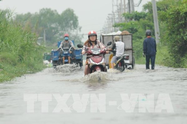 Ngành giao thông tập trung ứng phó mưa lũ, sạt lở đất ở Tây Nguyên, Bắc Bộ  