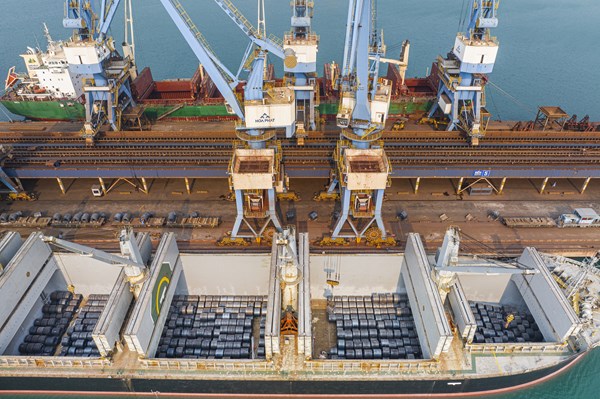 Tiêu thụ khởi sắc, Hòa Phát bán hơn nửa triệu tấn thép trong tháng 7