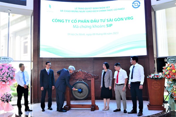 Công ty thành viên của Tập đoàn Công nghiệp Cao su Việt Nam lên sàn