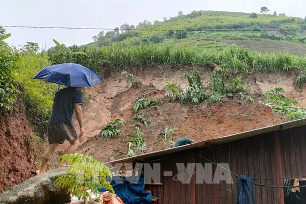 Dự kiến thông tuyến sạt lở trên quốc lộ 32 trong 3 ngày tới