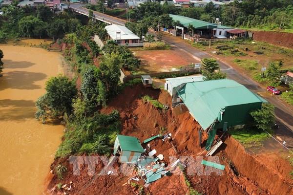 "Hậu" sạt lở dọc tuyến tránh, TP Gia Nghĩa yêu cầu xử lý tình trạng san lấp