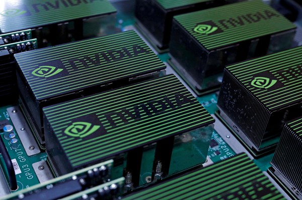 Giá trị vốn hóa thị trường của Nvidia có thể vượt Apple vào năm 2030