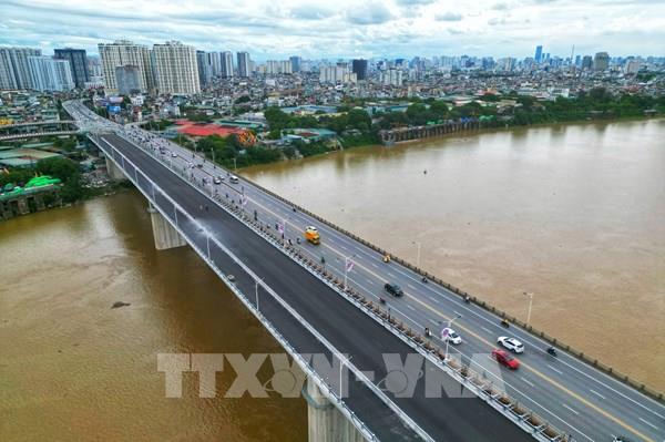 Cầu Vĩnh Tuy (giai đoạn 2) trước ngày thông xe