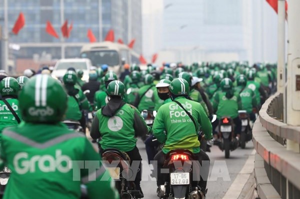 Tìm lời giải “bài toán Grab” để tài xế, doanh nghiệp và hành khách… đều vui