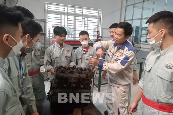 Cơ hội cho sinh viên học nghề miễn phí tại Cao đẳng Cơ điện Hà Nội