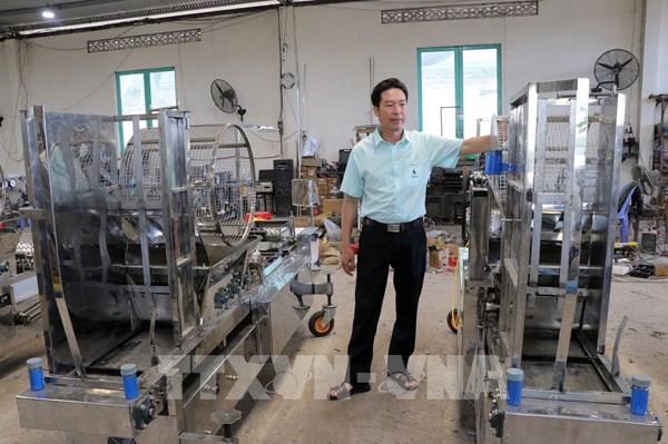 Nhà sáng chế nông dân và những chiếc máy chinh phục thế giới