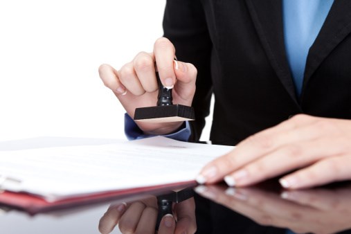 Công chứng sổ đỏ thực hiện ở đâu?