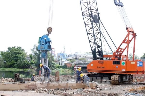 Dồn sức thi công dự án kênh Tham Lương - Bến Cát - rạch Nước Lên 