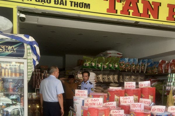 Kiên Giang vận động cơ sở kinh doanh gạo ký cam kết