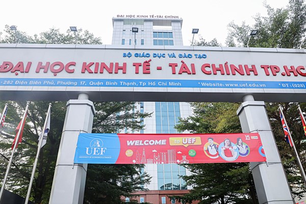 Điểm chuẩn 2023 Trường Đại học Kinh tế - Tài chính Thành phố Hồ Chí Minh