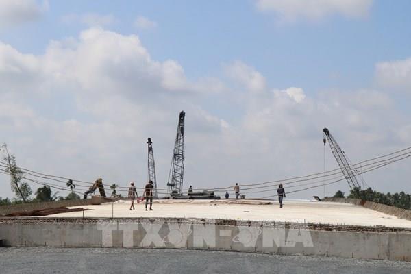 Tăng tốc thi công cầu Rạch Miễu 2 khi có mặt bằng "sạch"