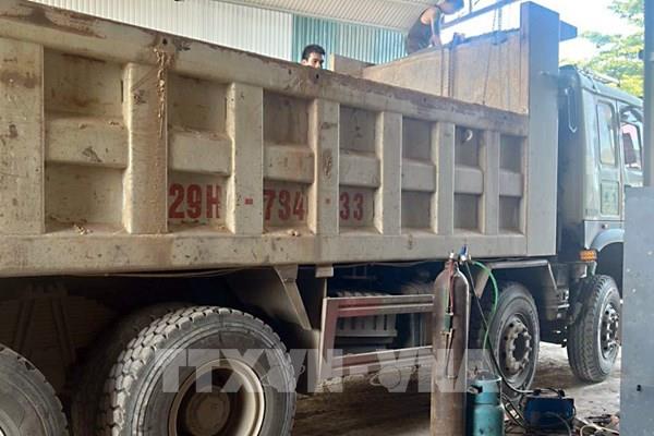 Thanh tra Sở Giao thông Vận tải Hà Nội xử phạt 1482 xe quá khổ, quá tải