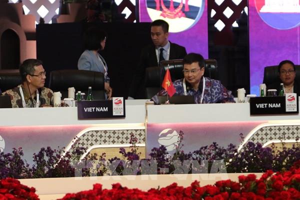 Việt Nam tích cực đóng góp thúc đẩy hợp tác tài chính ASEAN