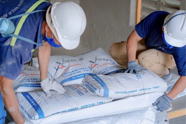 Vật liệu xây dựng đợi công trình giao thông "giải cứu"