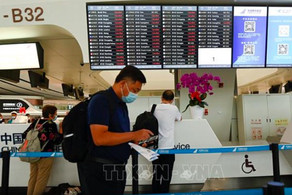 Du khách nhập cảnh Trung Quốc không cần xét nghiệm COVID-19 kể từ ngày 30/8