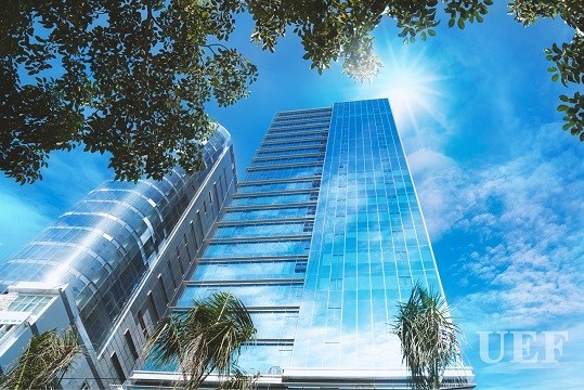 Điểm chuẩn Trường Đại học Kinh tế - Tài chính TPHCM năm 2023: Cao nhất 21 điểm