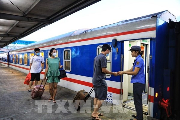 Từ ngày 27/9, đường sắt giảm giá 20% cho khách mua vé sớm