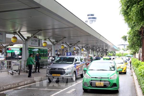 Đề xuất thí điểm thu phí không dừng tại sân bay