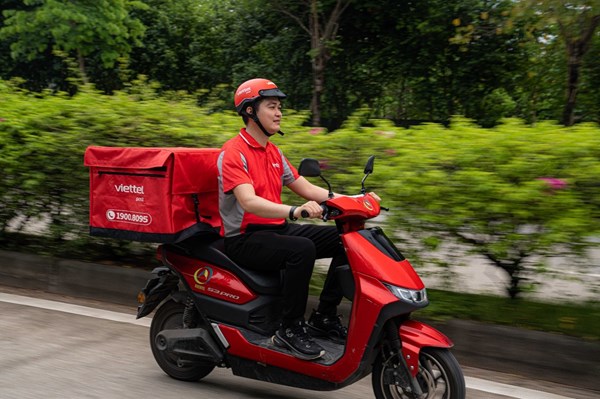 Dịp nghỉ lễ Quốc khánh 2/9: Viettel Store giảm giá sốc nhiều điện thoại thông minh 