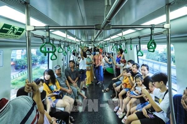 Hà Nội miễn phí vé xe buýt và đường sắt đô thị dịp nghỉ Lễ Giỗ Tổ, 30/4 và 1/5