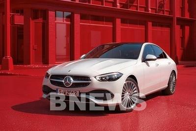 Mercedes-Benz Việt Nam giảm giá bán C-Class thế hệ mới đến 110 triệu đồng