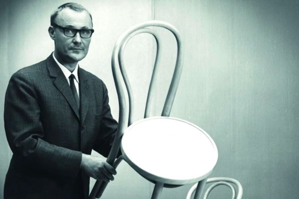 IKEA: Từ chú bé bán diêm đến "vua" đồ nội thất