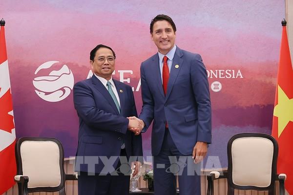 Thủ tướng Phạm Minh Chính gặp Thủ tướng Canada Justin Trudeau