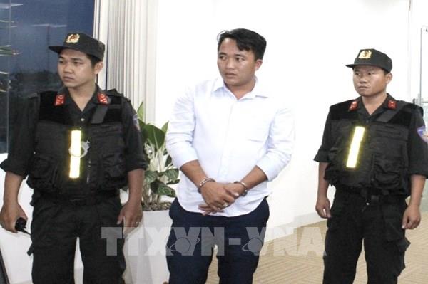 Tạm giữ hình sự 22 đối tượng núp bóng kinh doanh bất động sản để lừa đảo