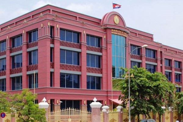 Ngân hàng quốc gia Campuchia xuất bán 50 triệu USD để ổn định tỷ giá