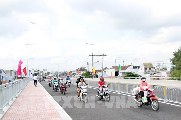 Tp. Hồ Chí Minh thông xe cầu Long Kiểng sau hơn 20 năm chờ đợi
