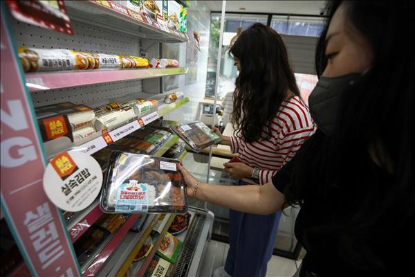 Hàn Quốc giảm thiểu sử dụng đồ nhựa dùng một lần
