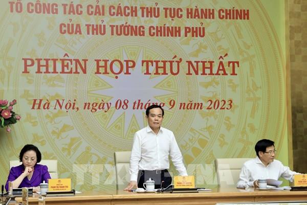 Phó Thủ tướng yêu cầu cắt giảm thực chất các thủ tục hành chính