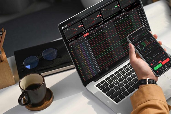 Cổ phiếu bị hủy niêm yết, nhà đầu tư sẽ phải làm gì?